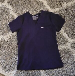 Figs Deep Purple Scrub Top